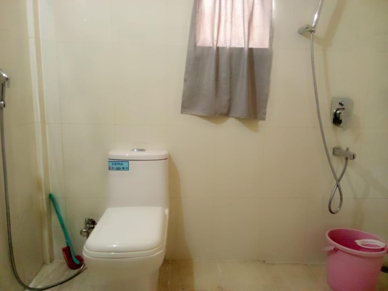 乞拉朋齐 Abode Me Me Ai Haven酒店 外观 照片